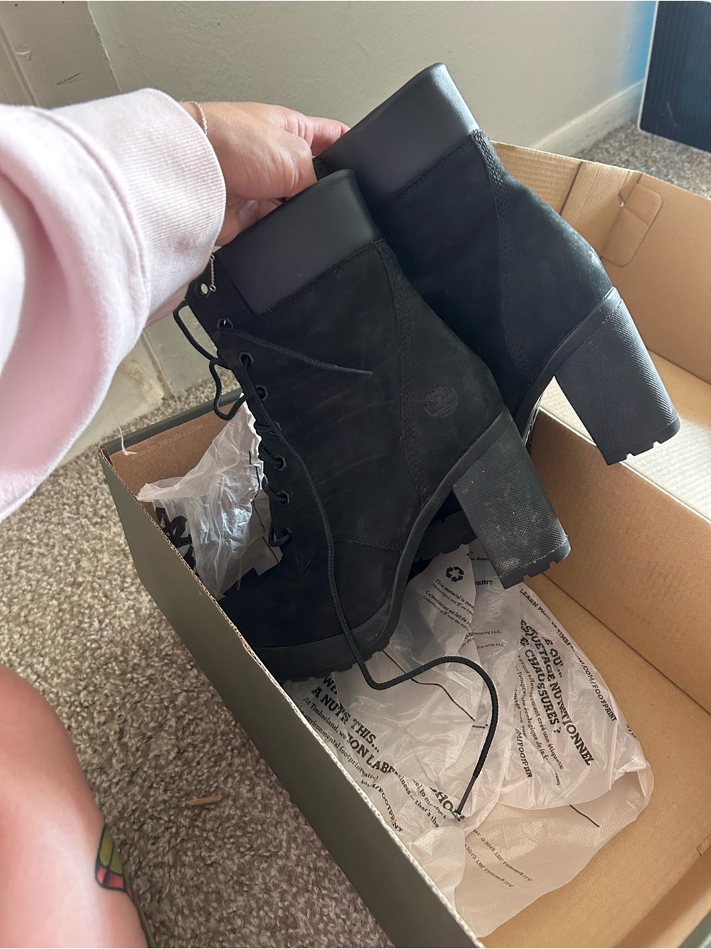 Timberland Black Lace-Up Block Heel Ankle Boots - Picture 5 of 7